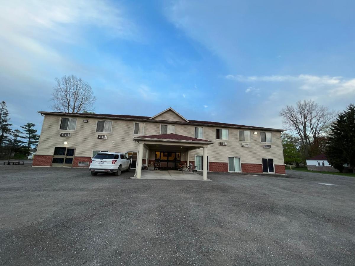 Fairview Inn Simcoe Exteriör bild